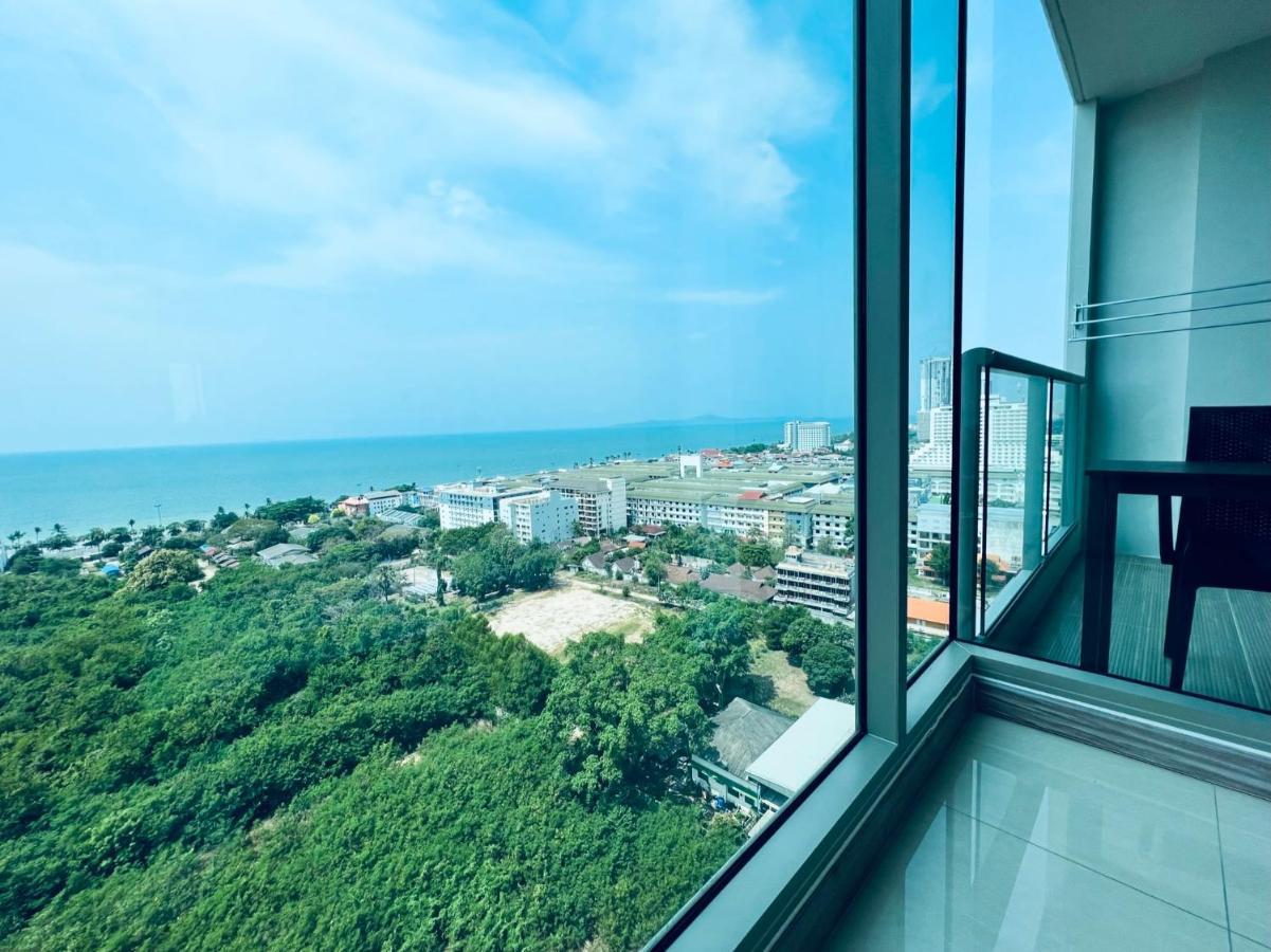 Riviera Jomtien Roomy 1-Bdr Seaview Condo Bagian luar foto